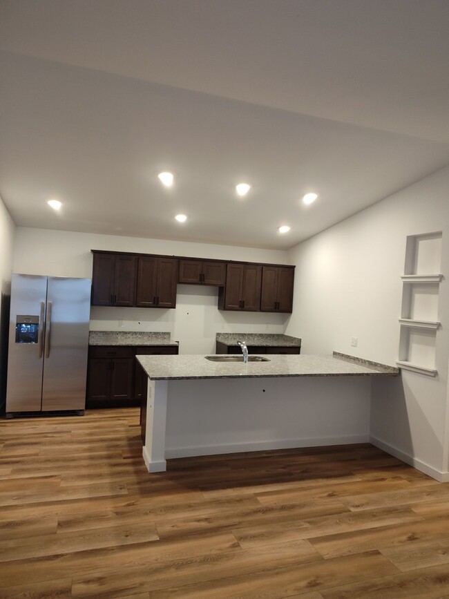 Kitchen - 6064 Southward Ave