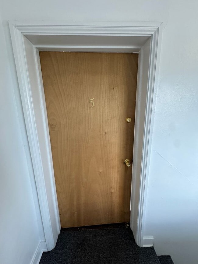 Building Photo - 2901 Chartiers Ave