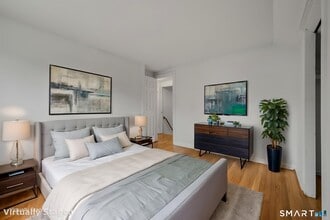 Building Photo - 24 N Main St