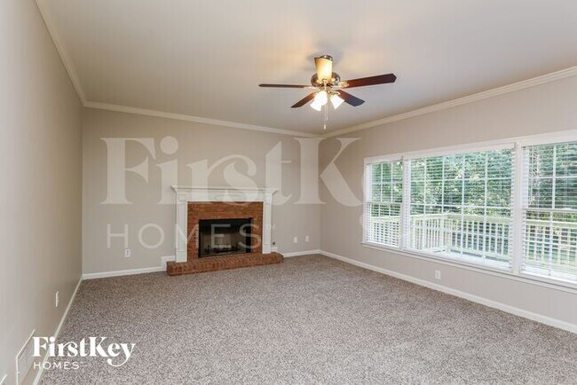 Building Photo - 4124 Lake Oconee Dr NE