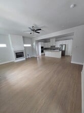 Building Photo - 6203 SW Luster Rd