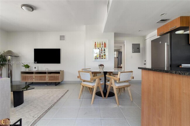 Foto del edificio - 1050 7th St