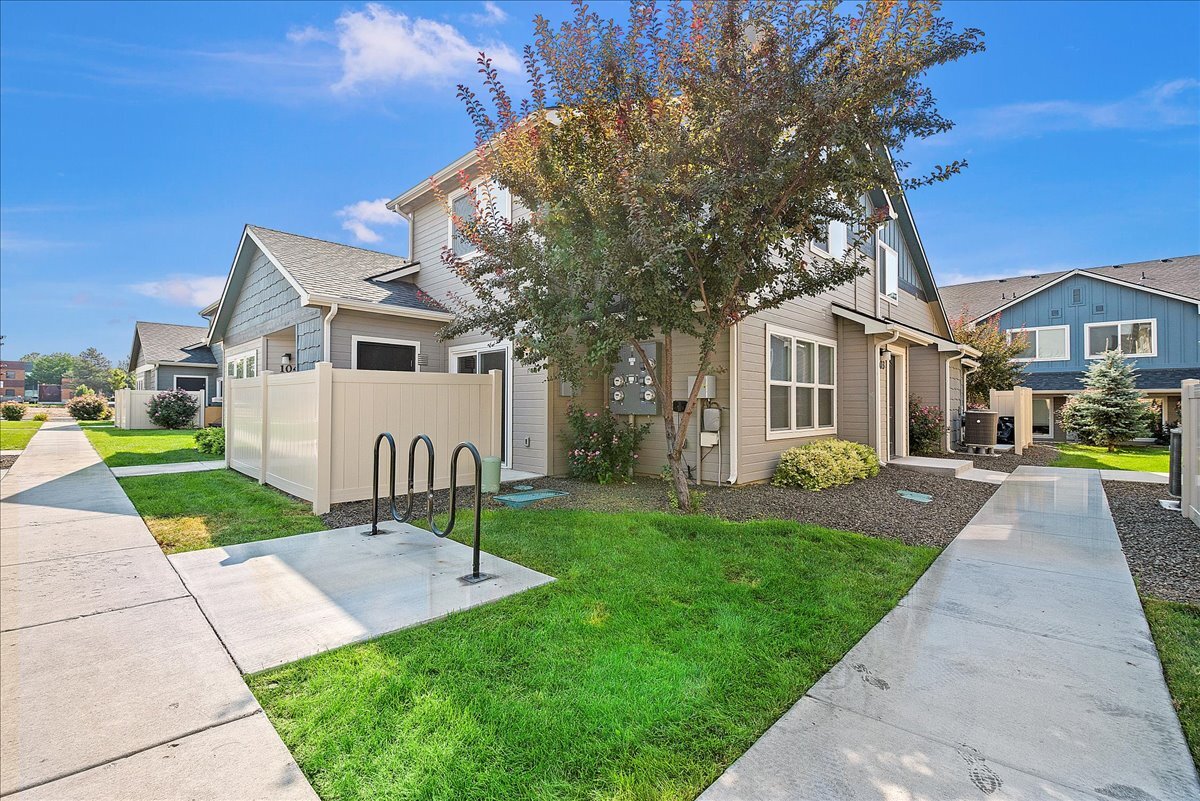 Cimarron Townhomes Apartments 1201 S Bird St Boise, ID