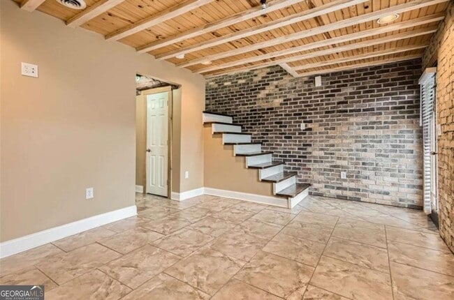 Building Photo - 109 Rondak Cir