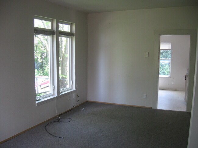 Foto del edificio - 3026 21st Ave W