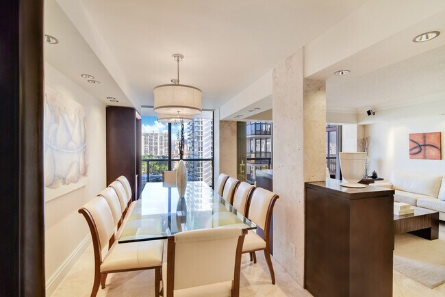 Foto del edificio - 19667 Turnberry Way