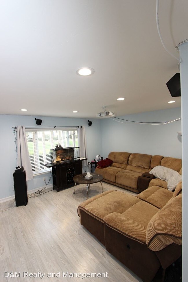 Foto del edificio - 3 br, 2.5 bath House - 5378 Mt. Alifan Drive
