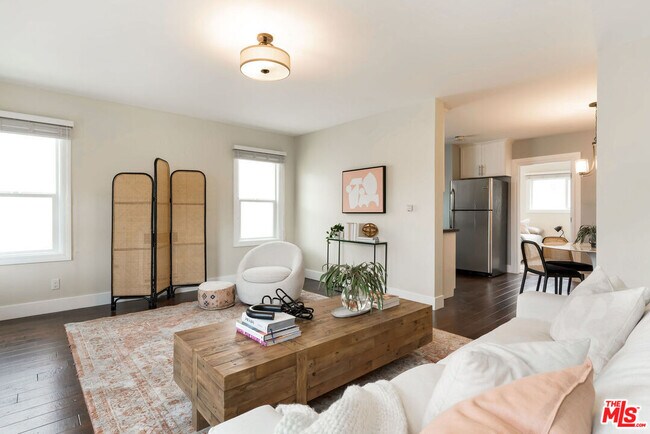 Sala de estar - 4520 W 11th Pl