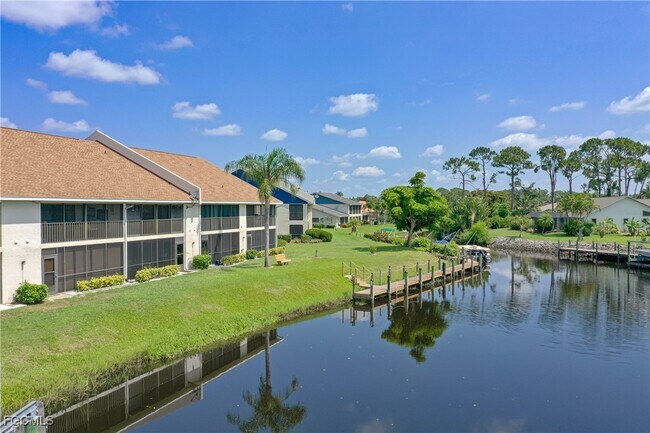 Building Photo - 15140 Riverbend Blvd