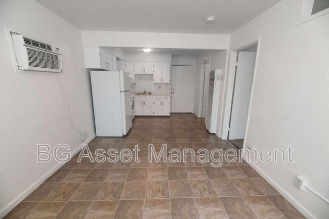 Building Photo - 1746 Kidder Ave