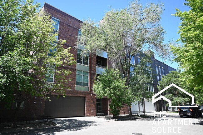 Foto del edificio - 2348 N Lister Ave
