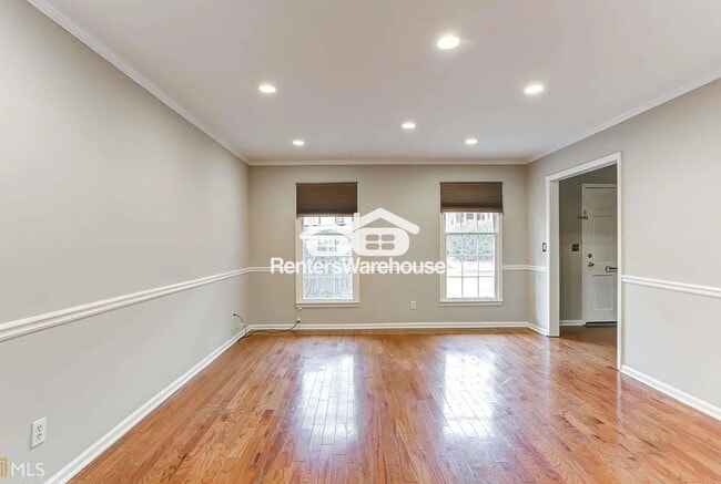 Foto del edificio - 6520 Roswell Rd NE