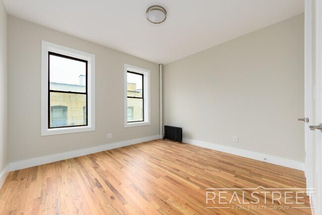 Foto del edificio - Prosepct Heights Brand new 3 Bedroom 2 Bat...