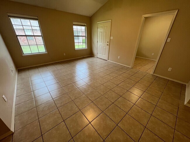 Foto del edificio - 1811 Wilder Ln