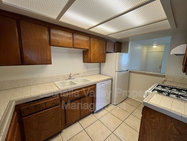 Foto del edificio - 66445 5th St