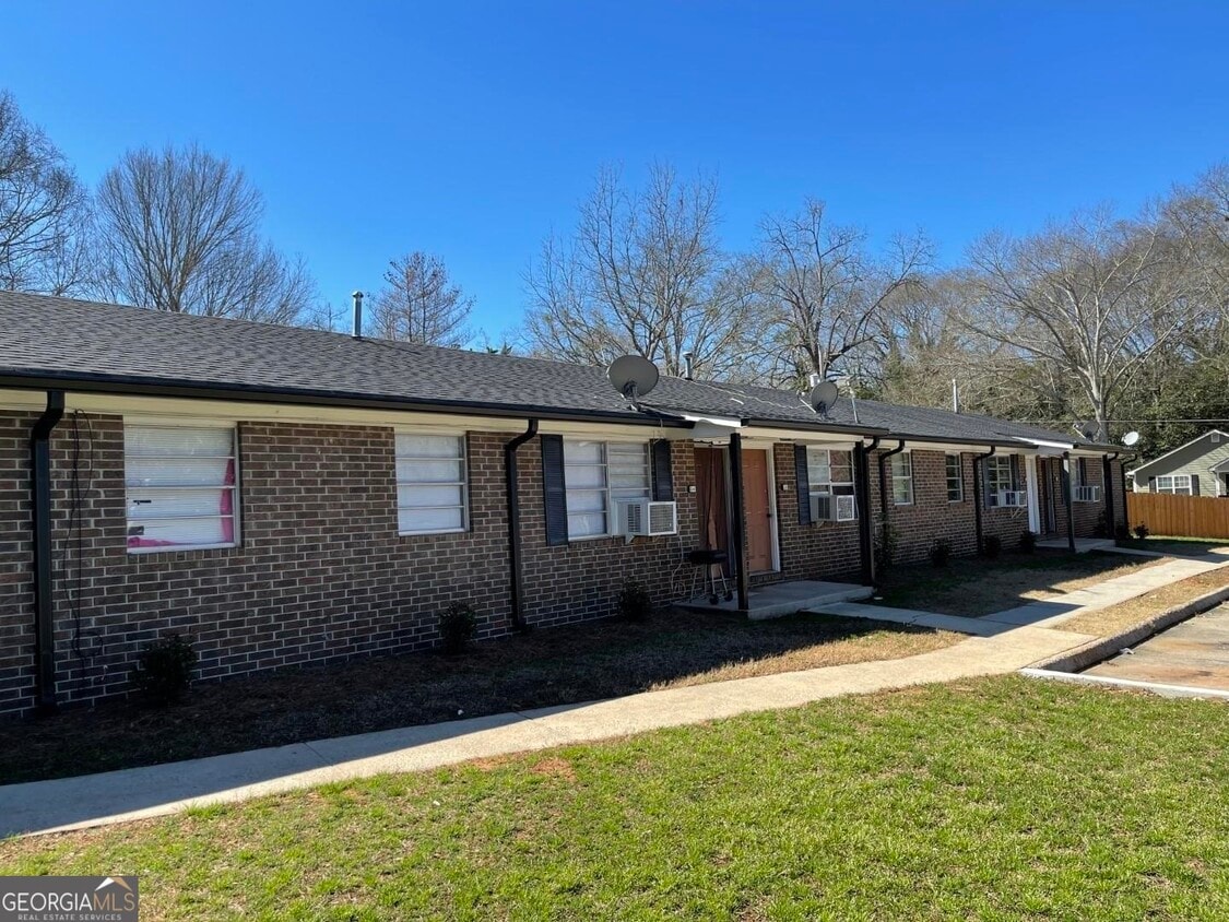 Primary Photo - 434 N 5th St
