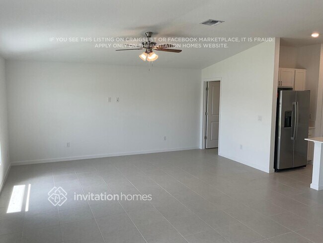 Foto del edificio - 738 Carlyle Wy