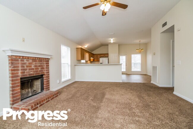 Building Photo - 5441 Hickory Woods Dr