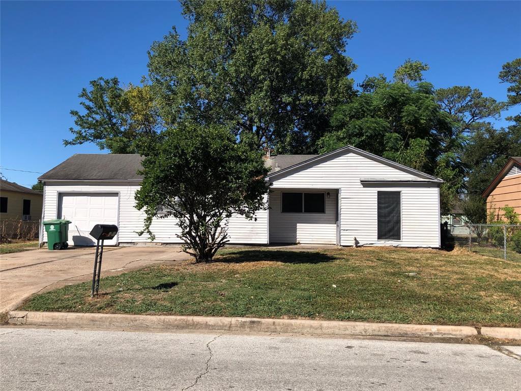 Foto principal - 7211 Orlando St