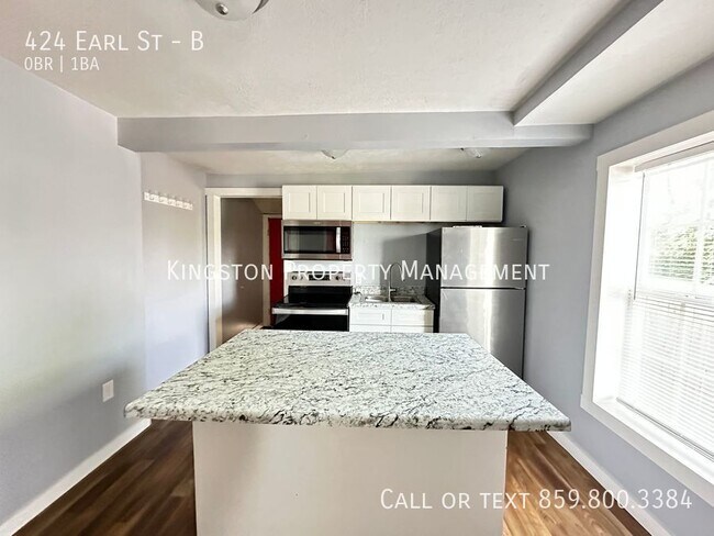 Building Photo - Adorable Studio Now Available!