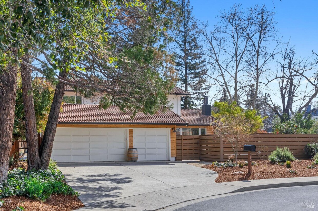 Foto principal - 610 Harvest Ln