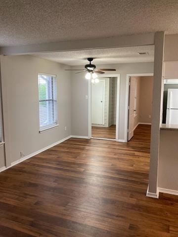 Building Photo - 141 Valley View Dr
