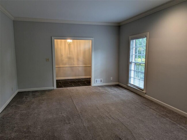 Building Photo - 495 Heards Ferry Rd NW