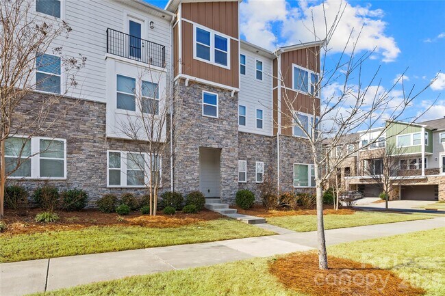 Foto del edificio - 2337 Aria Park Dr