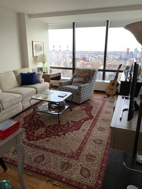 Building Photo - 420 East 61st Street
