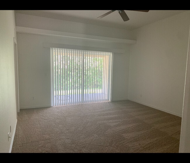 Family room with Florida room - 7406 Canterbury St