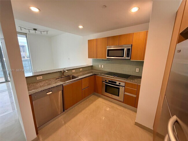Foto del edificio - 1060 Brickell Ave