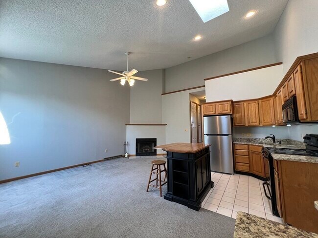 Building Photo - 119 Brookfield Ln
