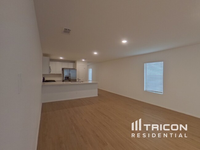 Foto del edificio - 17527 Grand Fir Ln