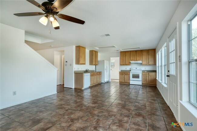 Foto del edificio - 2619 Byfield Dr
