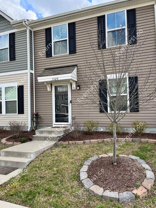 Photo - 3 Bed & 2 Bath Townhouse in Nashville | Pet-Friendly | INQUIRE NOW!