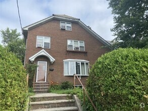 Building Photo - 45 Davis Ave