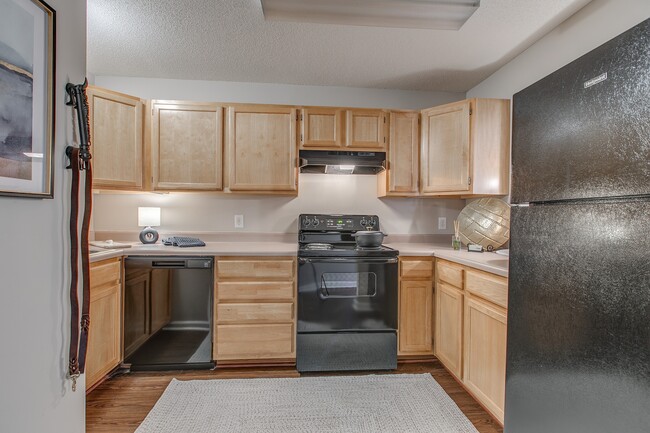 Kitchen + Modern Cabinetry - Tennessee Park Apartments