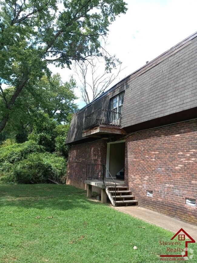 Building Photo - 441 Harding Pl