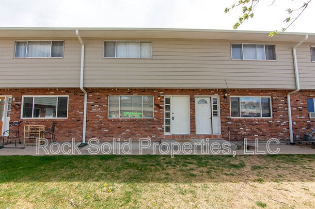 Foto del edificio - 4721 Hickory Pl