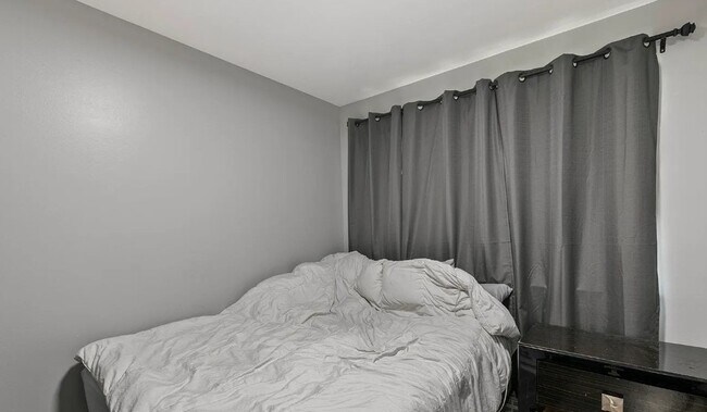 Foto del edificio - 4935 S 129th St