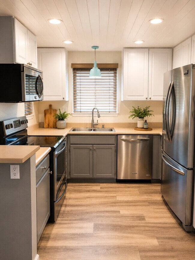 Foto del edificio - 220 Woodland Pkwy