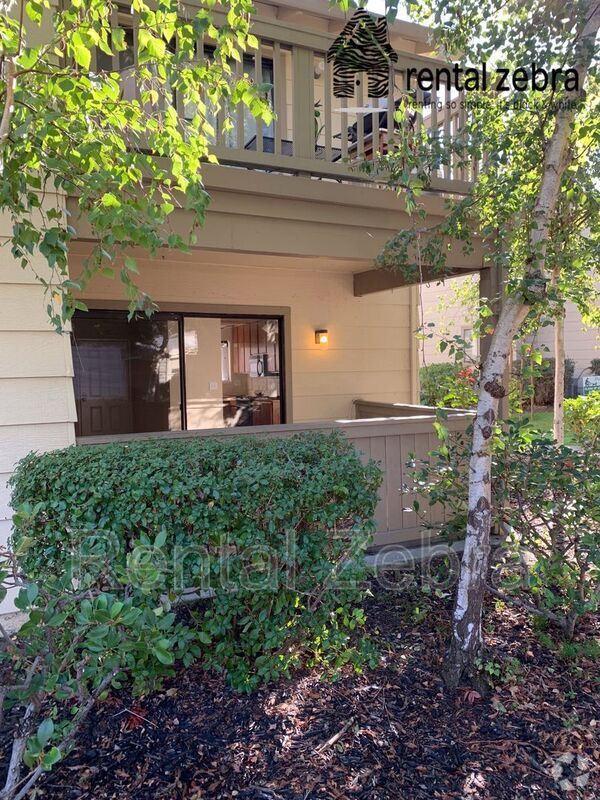 Foxboro Apartments for Rent with Hardwood Floors Hercules, CA 4