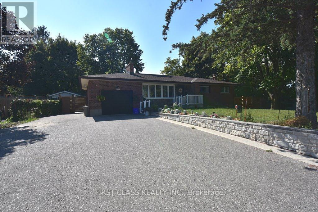 Primary Photo - 1506-1506 Simcoe St N