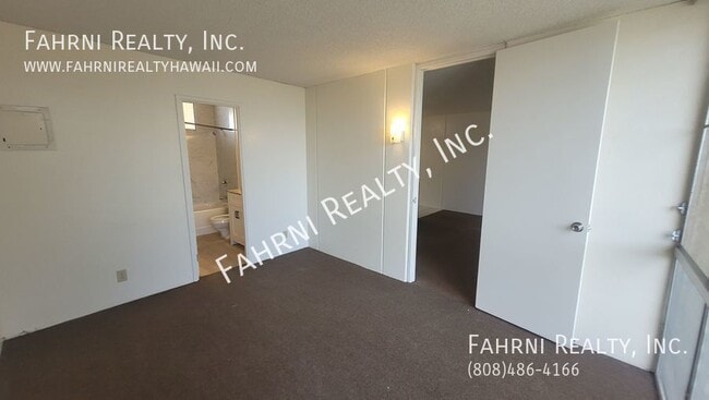 Building Photo - 95-2040 Waikalani Place E-503-