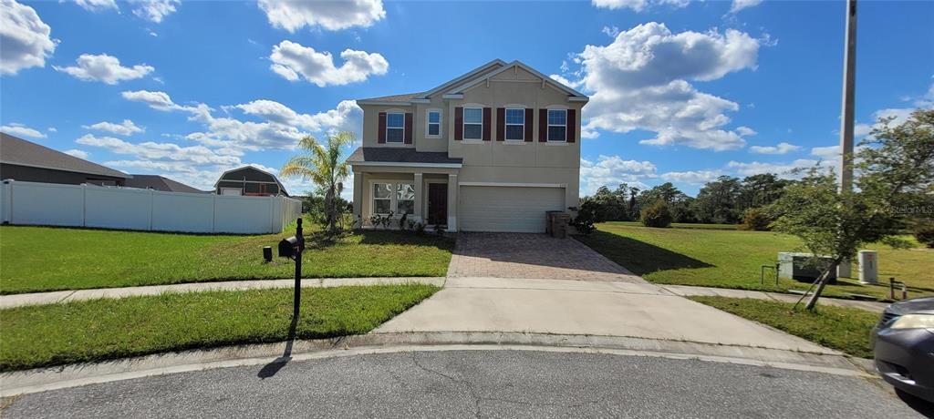 Foto del edificio - 2230 Riverglen Ct