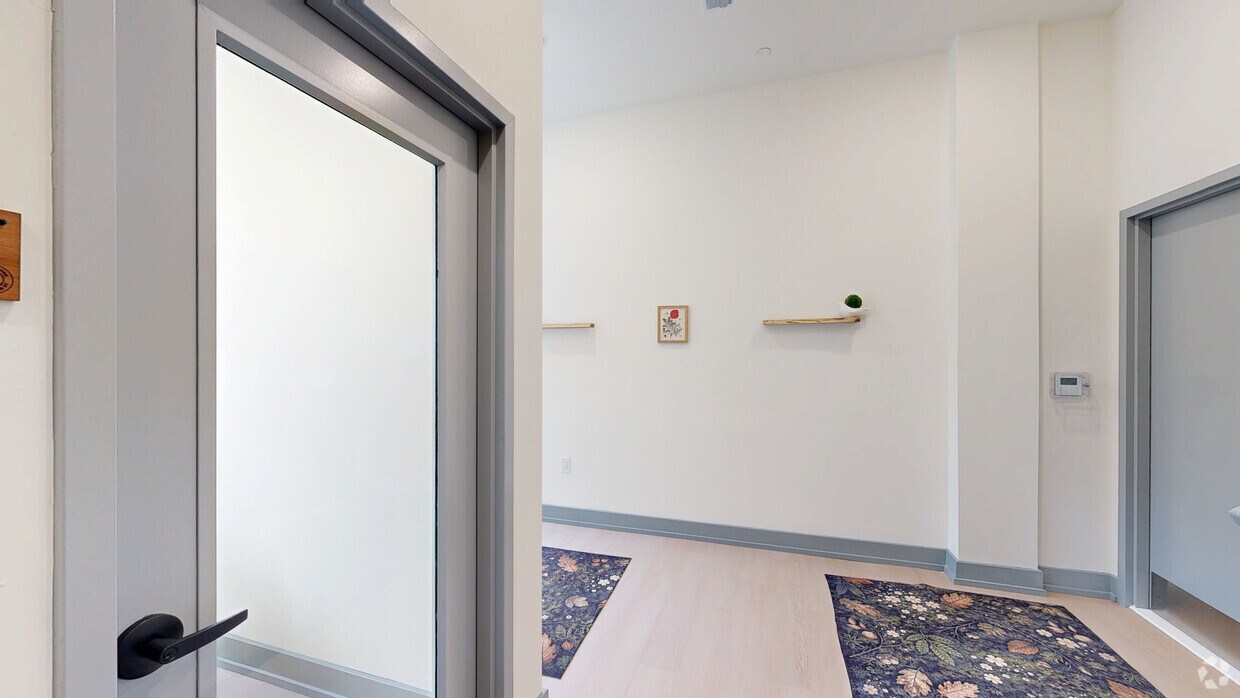Photo - The Hawthorn Apartments