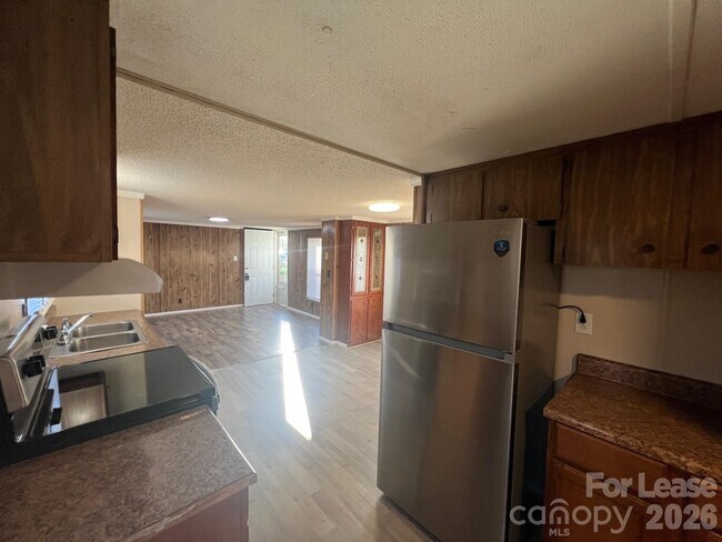 Foto del edificio - 108 Ricks Ln