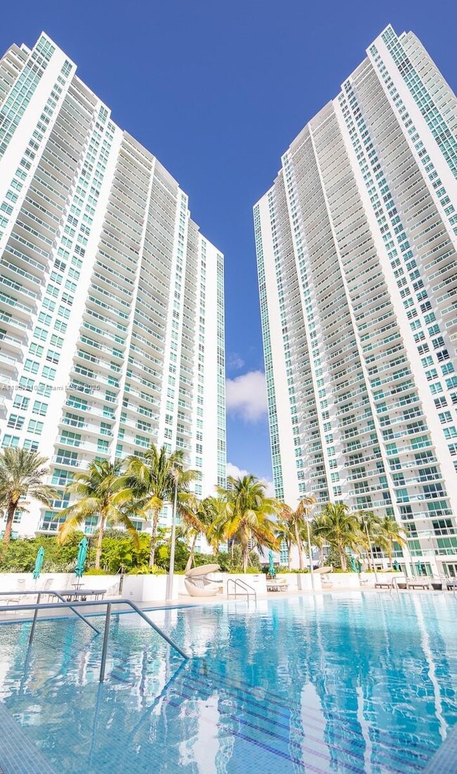 Foto del edificio - 951 Brickell Ave