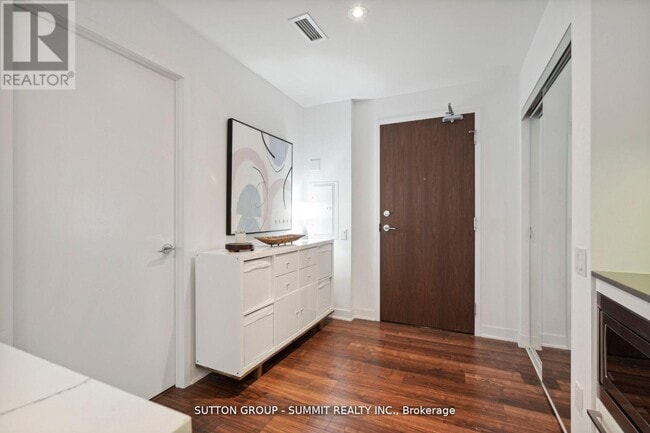 Building Photo - 90 Queens Wharf Rd