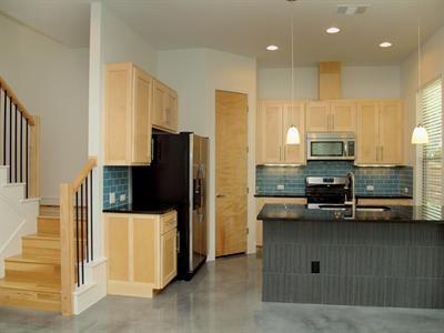 Building Photo - 4605 Avenue B Ave